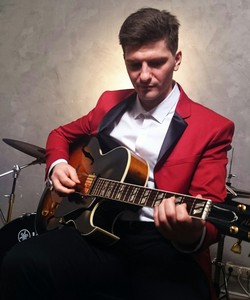 Vasiliy Urchenko, Guitarist