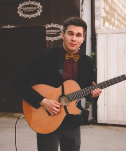 Aleksandr Kuzminykh, Guitarist