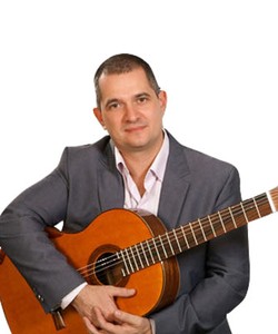 Aleksandr Pashentsev, Guitarist