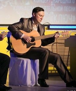 Иван Сгибов, Гитарист