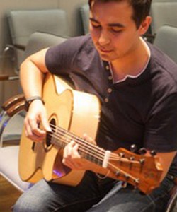Aydar Galiakbarov, Guitarist